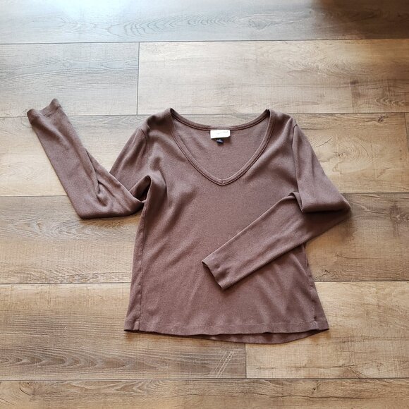 Rib V-Neck Long Sleeve Shirt (Bundle of 2) Brown and White:  Size:  XXL - Picture 10 of 13